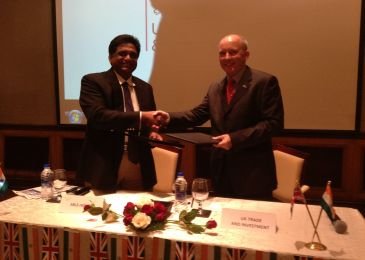  Ian Felton, British deputy high commissioner, and Dr P. M. Murali, President, ABLE, at the signing