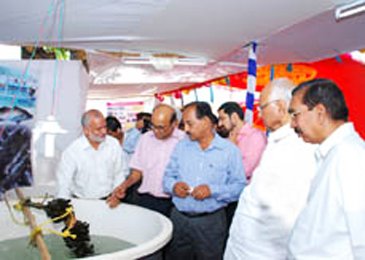 The Union Minister for Agriculture, Mr Sharad Pawar and Dr S Ayyappan, secretary, DARE and DG, ICAR, is seen visiting the laboratory-cum-office complex at Karwar Research Centre of CMFRI 