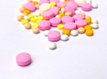 The drug is a therapeutic equivalent generic version of Astrazeneca's NEXIUM 