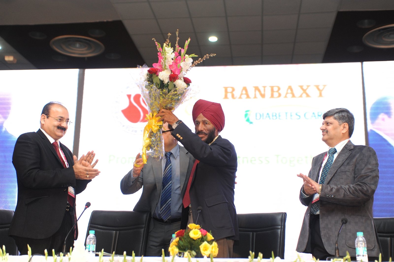Flying Sikh, Milkha Singh lends his helping hand to Ranbaxy's awareness campaign on diabetes!