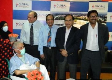 Drs with India's 1st lung transplant recipient through minimal access procedure