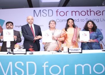(L-R) Dr Sudhir Maknikar, senior technical advisor (FP-MNCH), Mr KG Ananthkrishnan, MD, MSD India and Mrs Mamta Sharma, chairperson, National Commission for Women, Ms Priya Agrawal, executive director, MSD for Mothers and Dr Aparajitta Gogoi, executive di