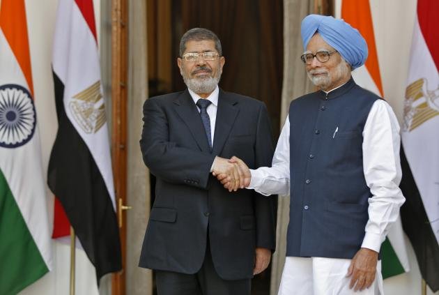 Discussing new opportunities: President of Egypt, Mohammad Mursi and Indian prime minister Manmohan Singh